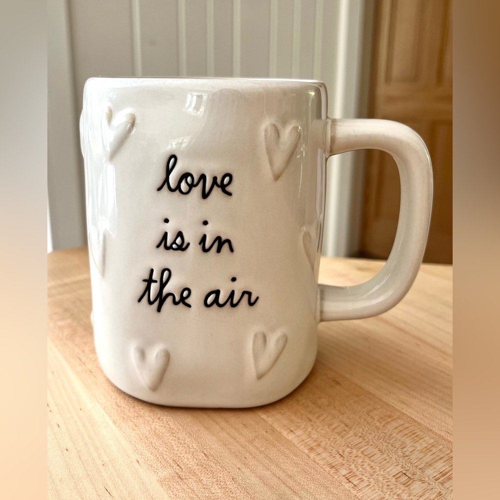Magenta Rae Dunn Artisan Collection ‘love is in the air’ Mug